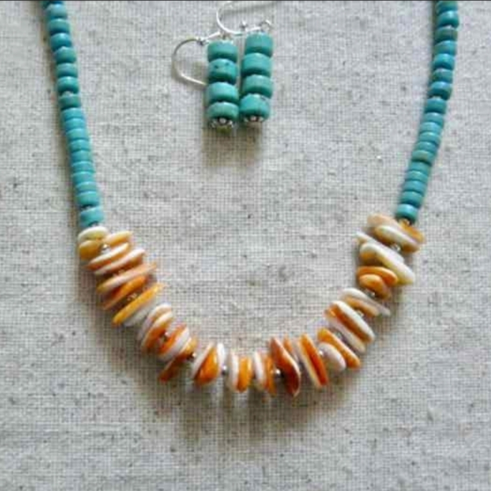 Turquoise and spiny oyster necklace w matching earrings